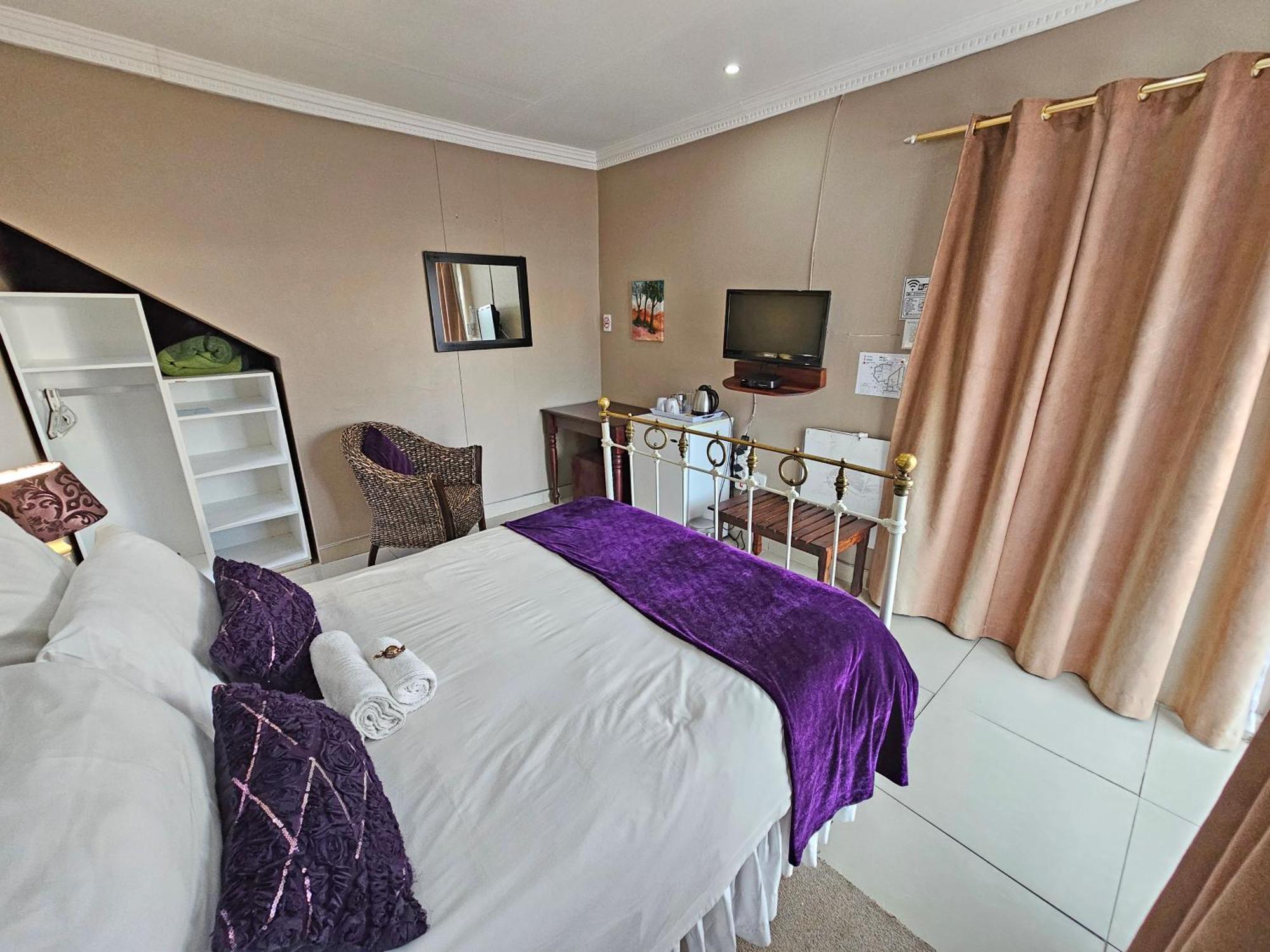 Bettie'S Luxury Lodge Kroonstad Ngoại thất bức ảnh