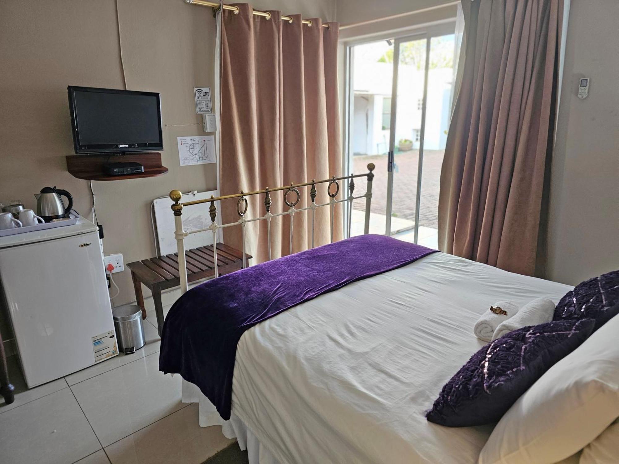 Bettie'S Luxury Lodge Kroonstad Ngoại thất bức ảnh
