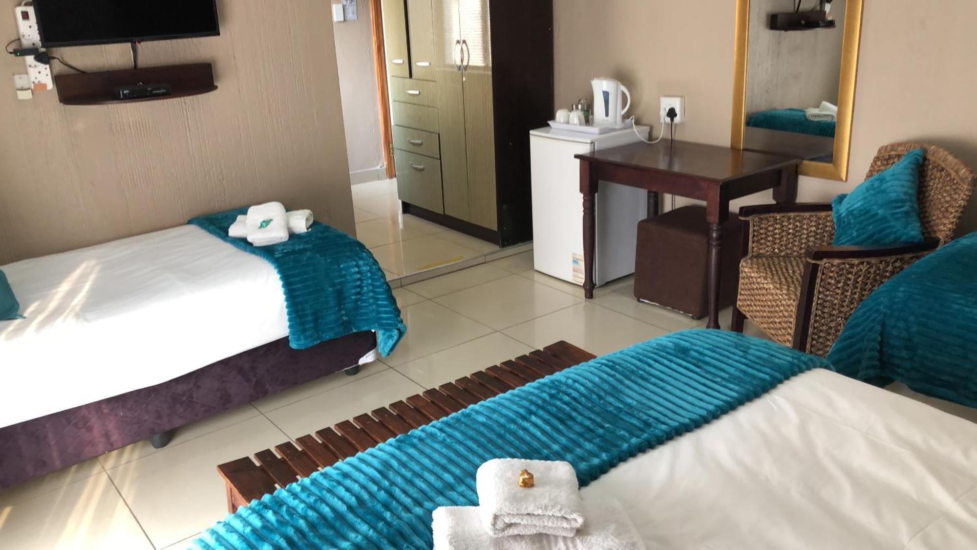 Bettie'S Luxury Lodge Kroonstad Ngoại thất bức ảnh
