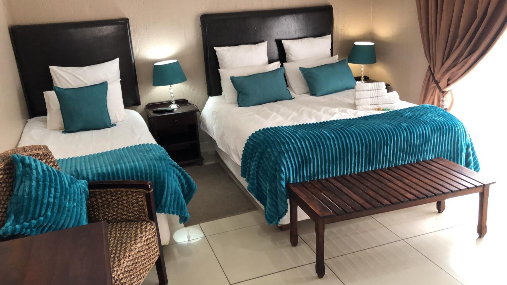 Bettie'S Luxury Lodge Kroonstad Ngoại thất bức ảnh