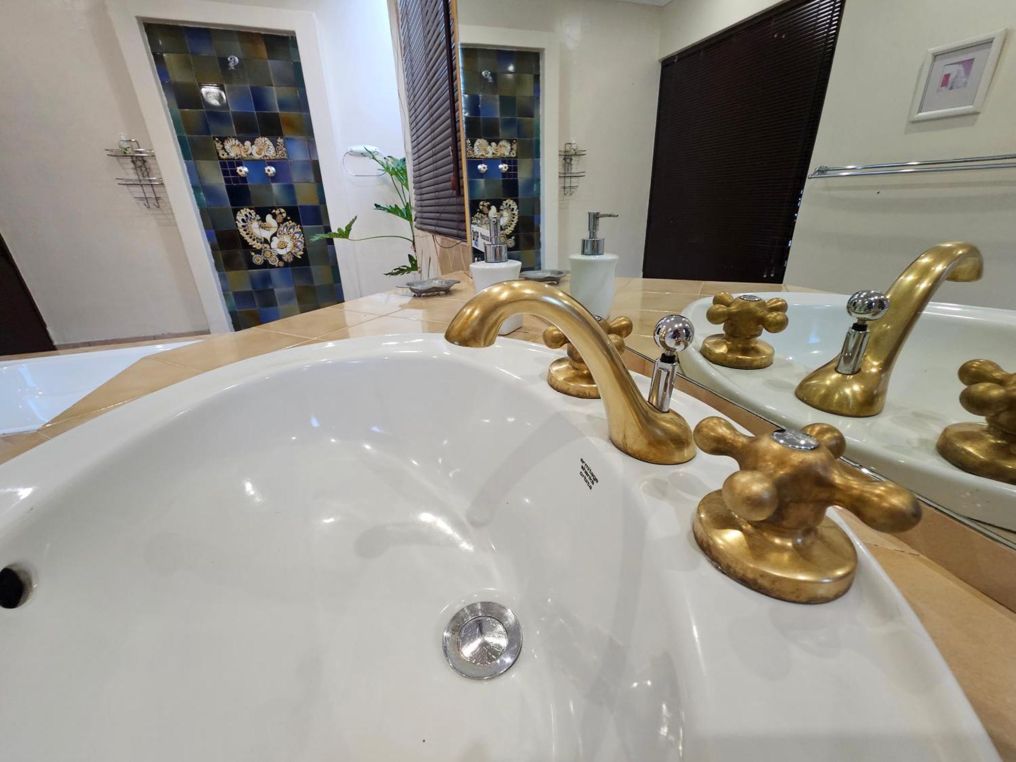 Bettie'S Luxury Lodge Kroonstad Ngoại thất bức ảnh