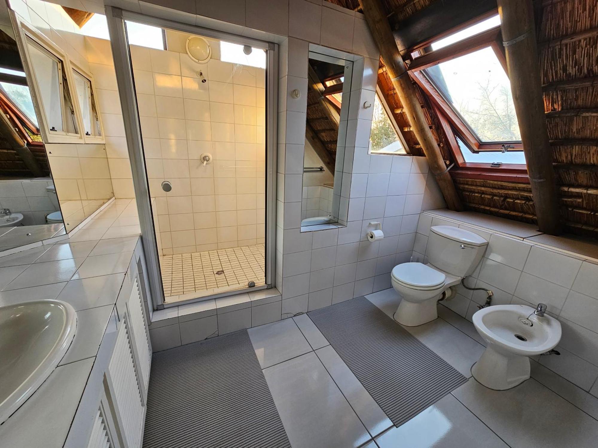 Bettie'S Luxury Lodge Kroonstad Ngoại thất bức ảnh